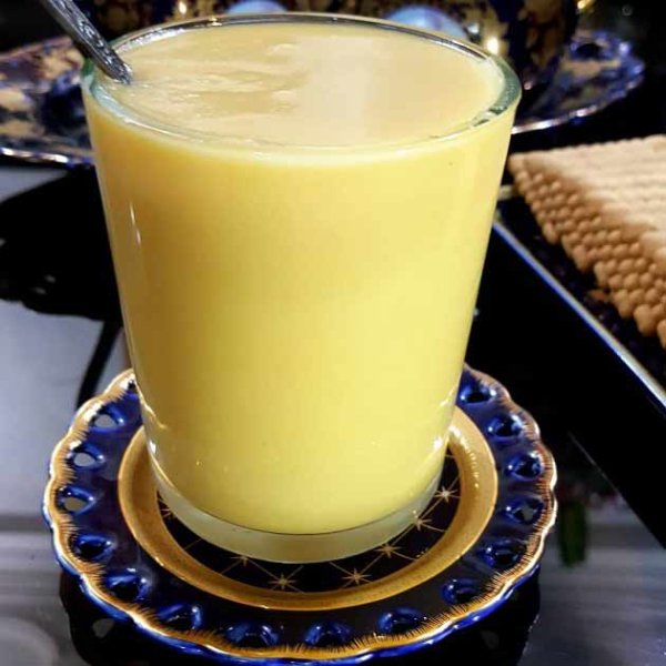 شیر عسل با دارچین